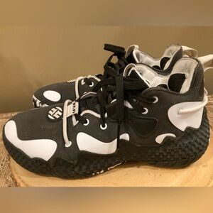 Adidas Men's Sz- 8.5 James HARDEN VOL. 6 Basketball Shoes Core Black/Cloud White